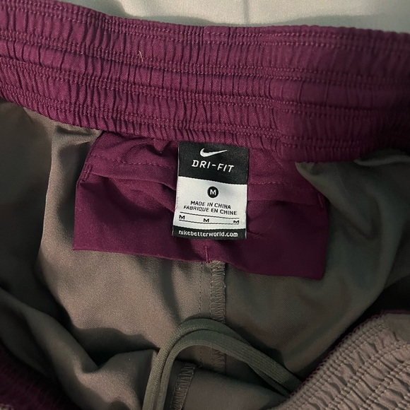 Nike running shorts - M - Picture 2 of 2